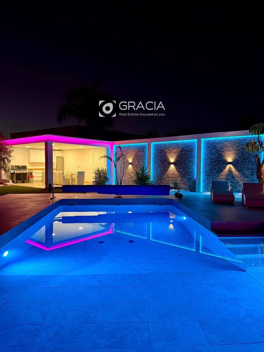 5 quarto Casa em Banda para venda em Adeje com piscina garagem - 2 399 000 € (Ref: 9552950)