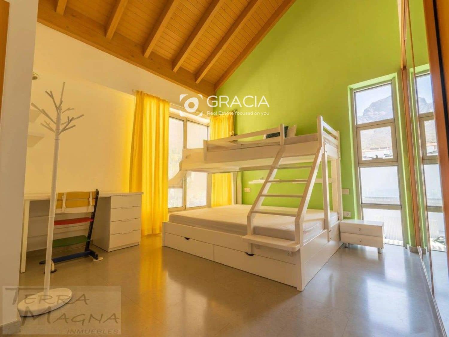 5 quarto Casa em Banda para venda em Adeje com piscina garagem - 2 399 000 € (Ref: 9552950)