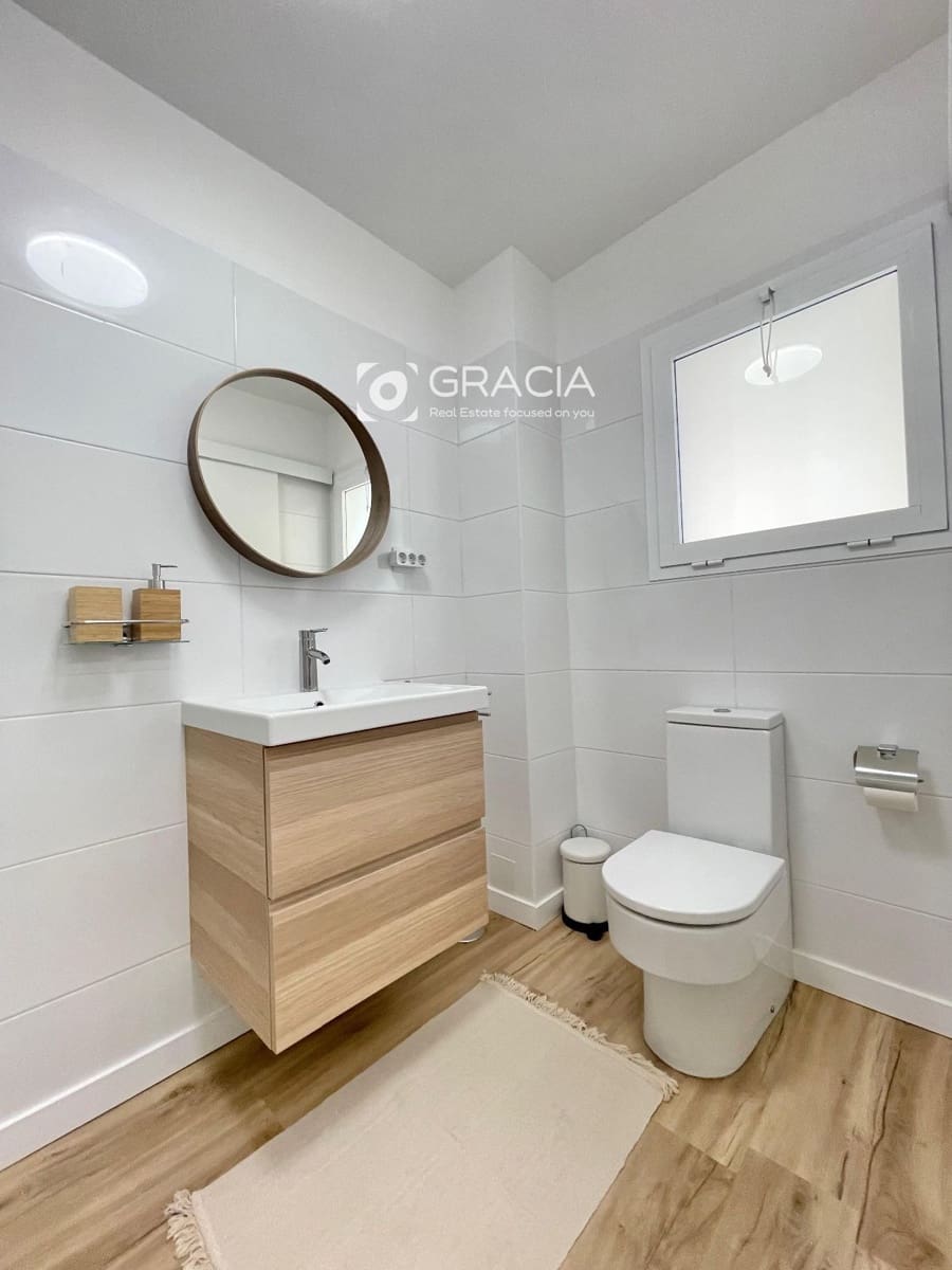 Mieszkanie na sprzedaż w Los Cristianos z basenem - 299 000 € (Ref: 9552952)