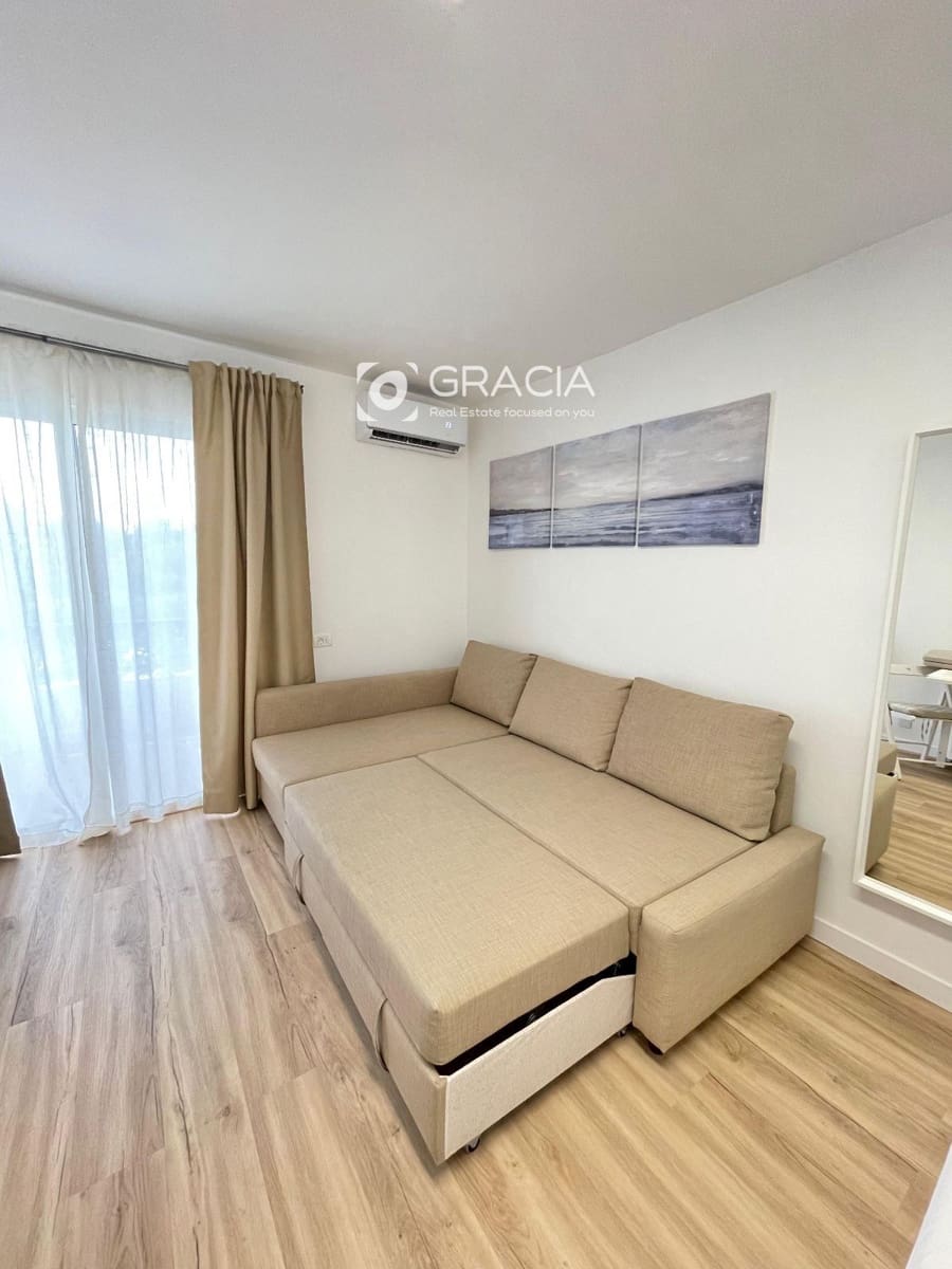 Mieszkanie na sprzedaż w Los Cristianos z basenem - 299 000 € (Ref: 9552952)