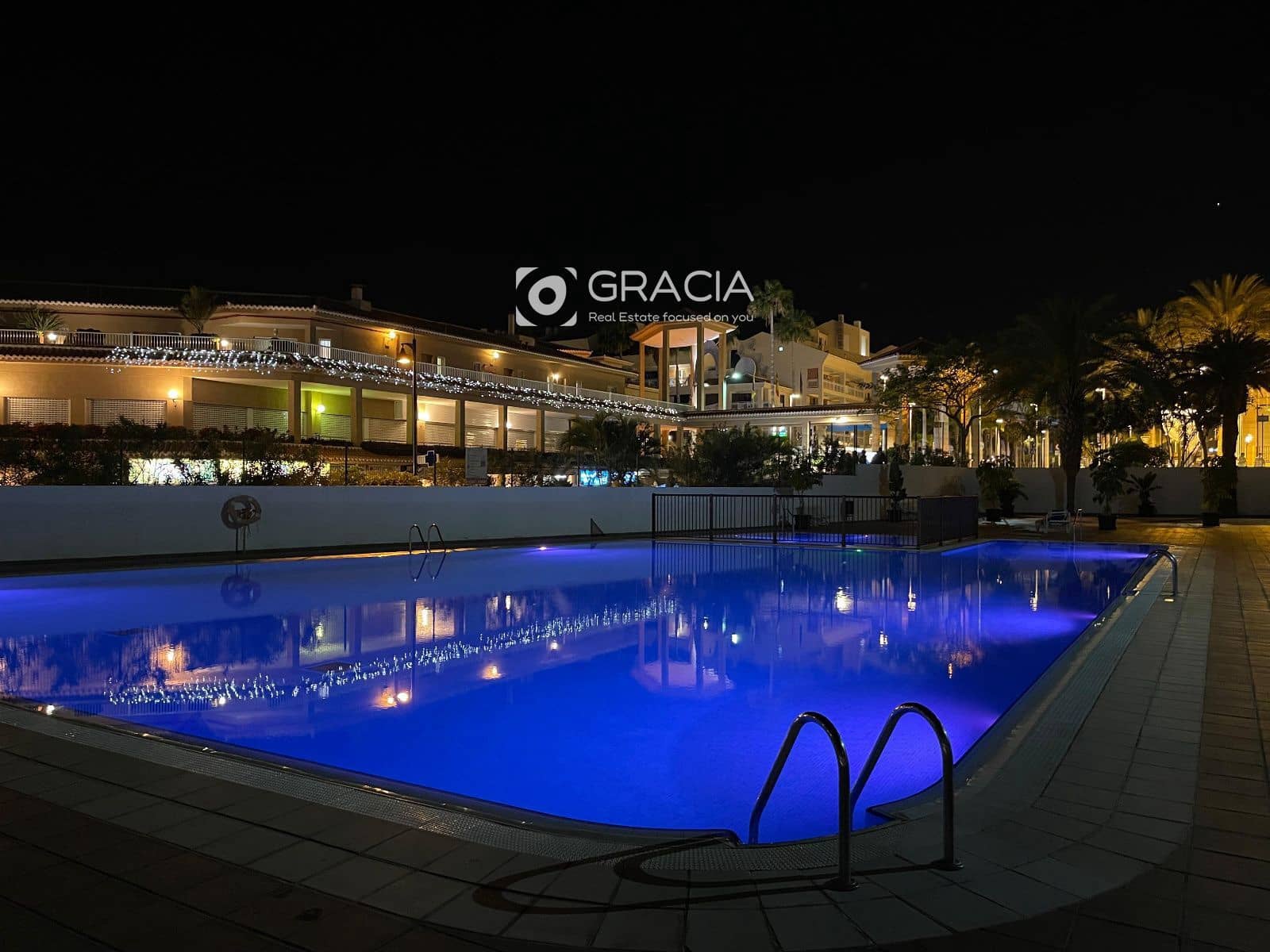 Mieszkanie na sprzedaż w Los Cristianos z basenem - 299 000 € (Ref: 9552952)