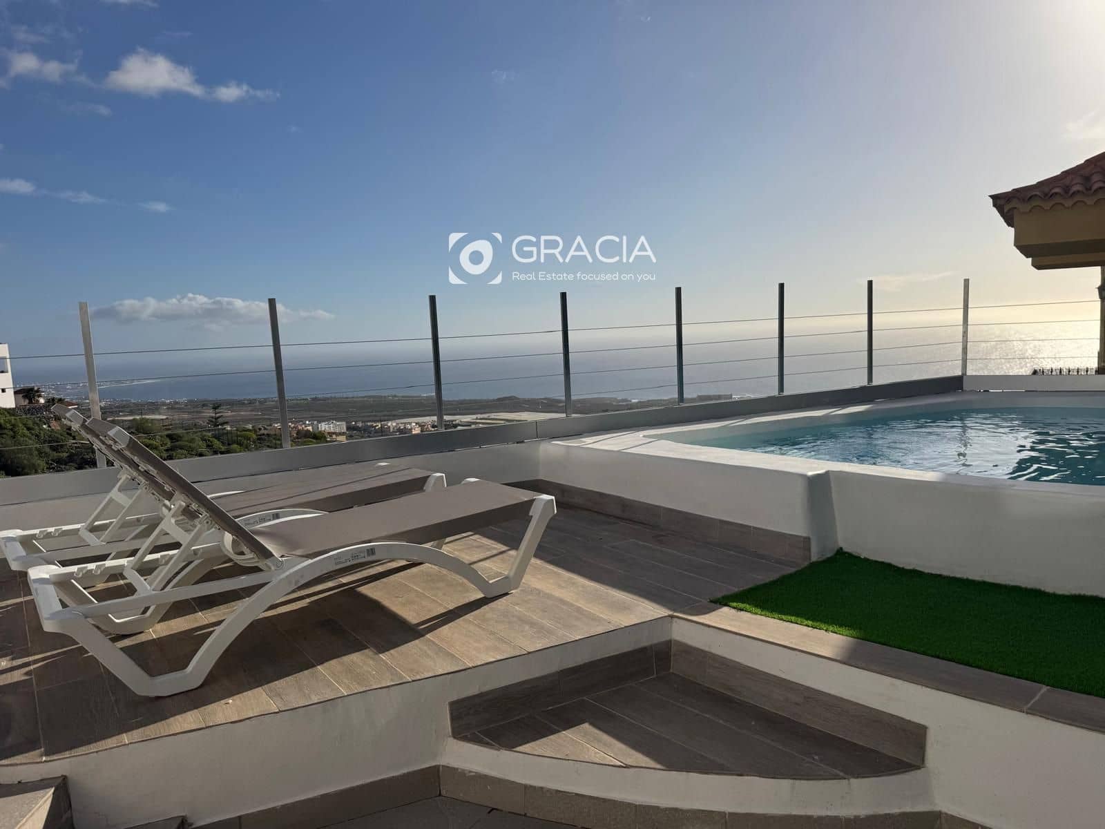 4 bedroom Townhouse for sale in Los Menores with pool garage - € 595,000 (Ref: 9552953)