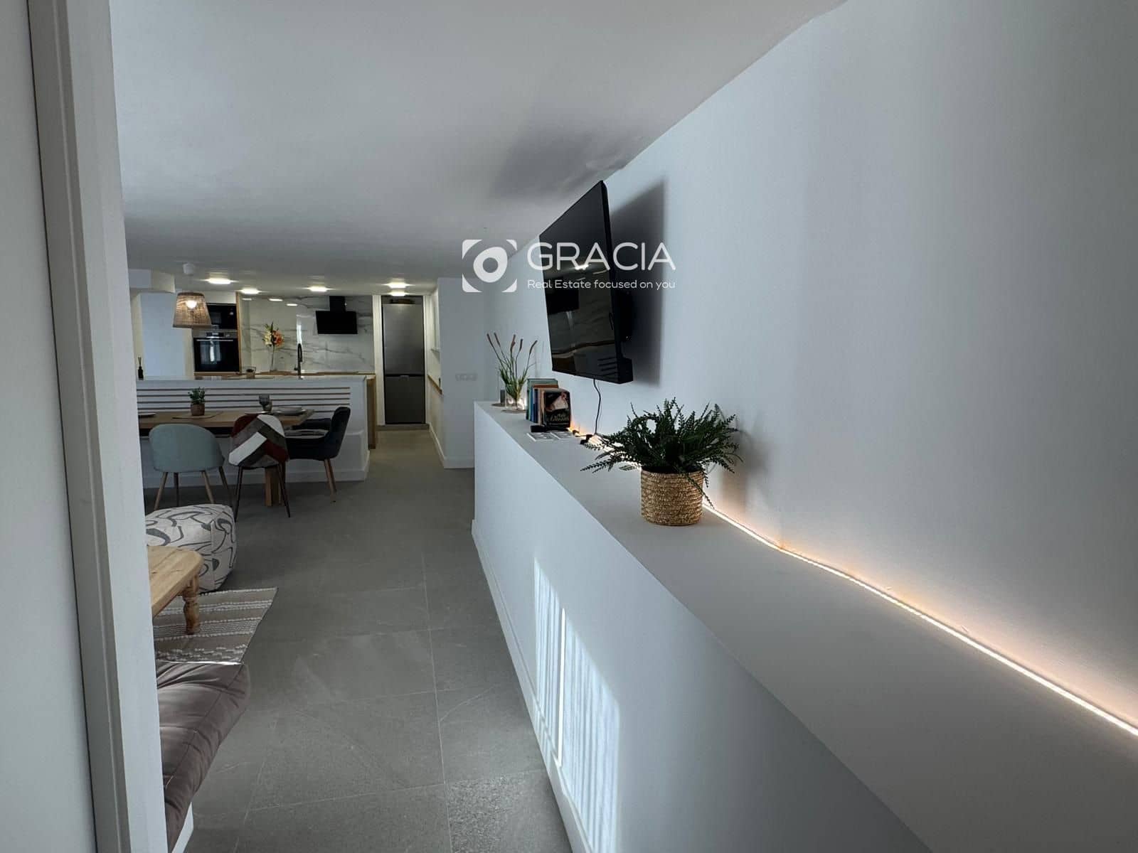 4 bedroom Townhouse for sale in Los Menores with pool garage - € 595,000 (Ref: 9552953)