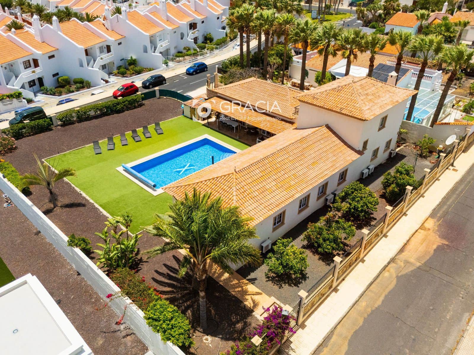 8 soveværelse Villa til salg i San Miguel de Abona med swimmingpool garage - € 1.800.000 (Ref: 9552956)