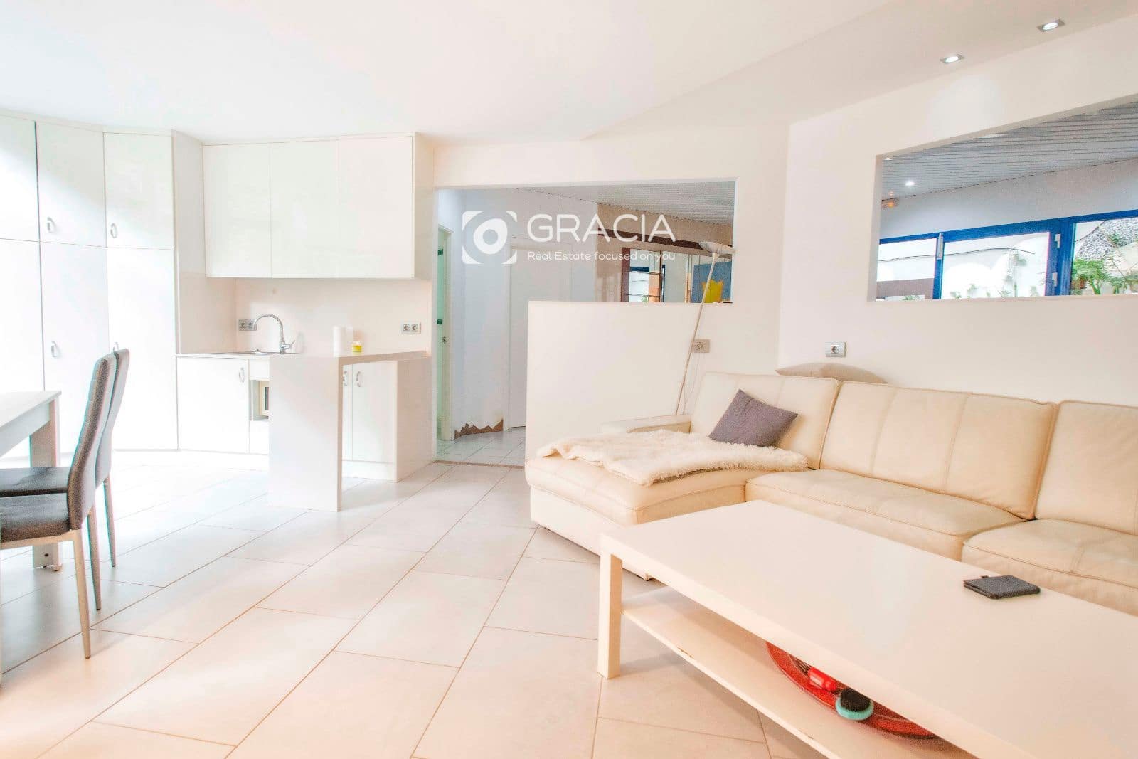 Komercyjne na sprzedaż w Costa del Silencio - 940 000 € (Ref: 9552957)