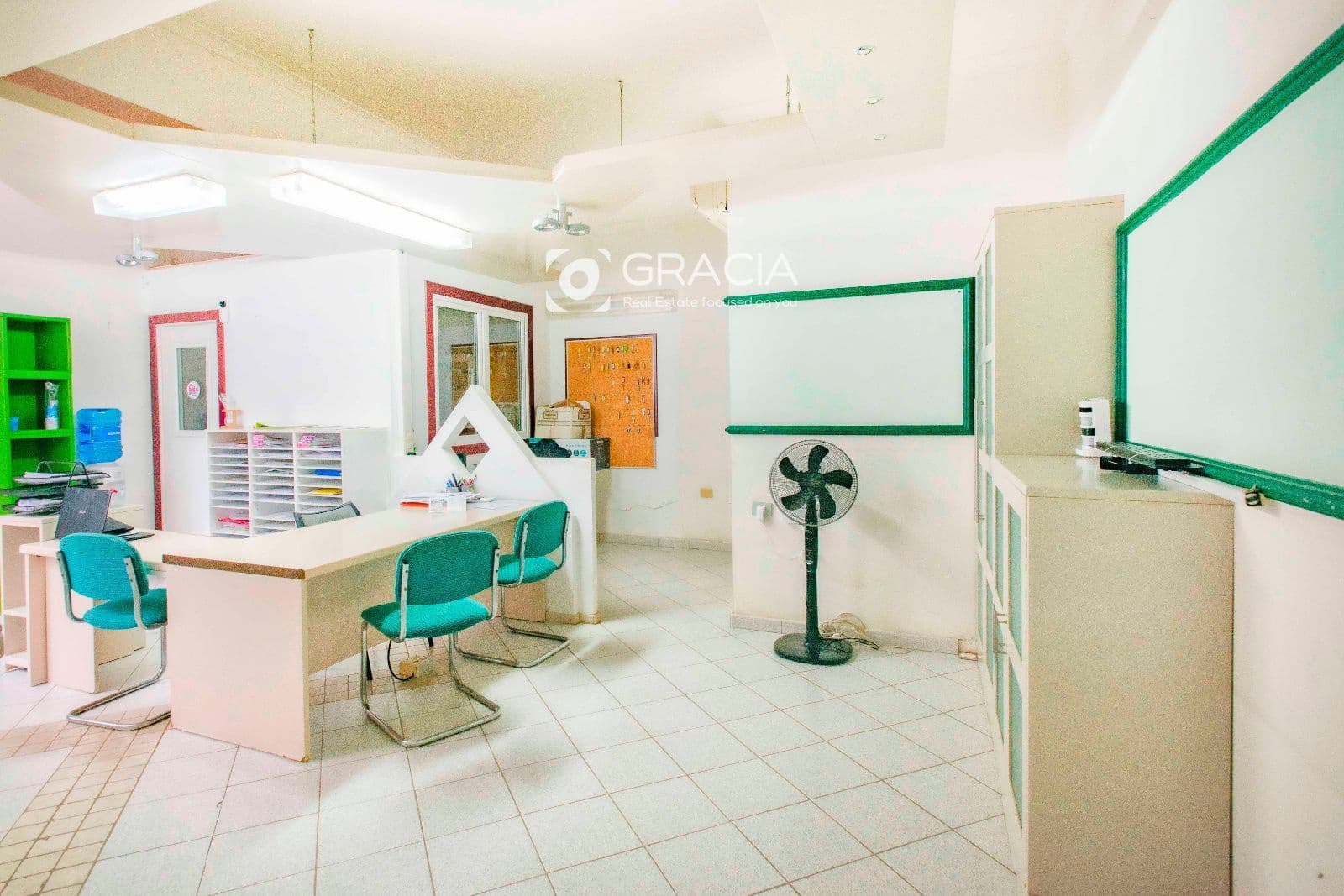 Komercyjne na sprzedaż w Costa del Silencio - 940 000 € (Ref: 9552957)