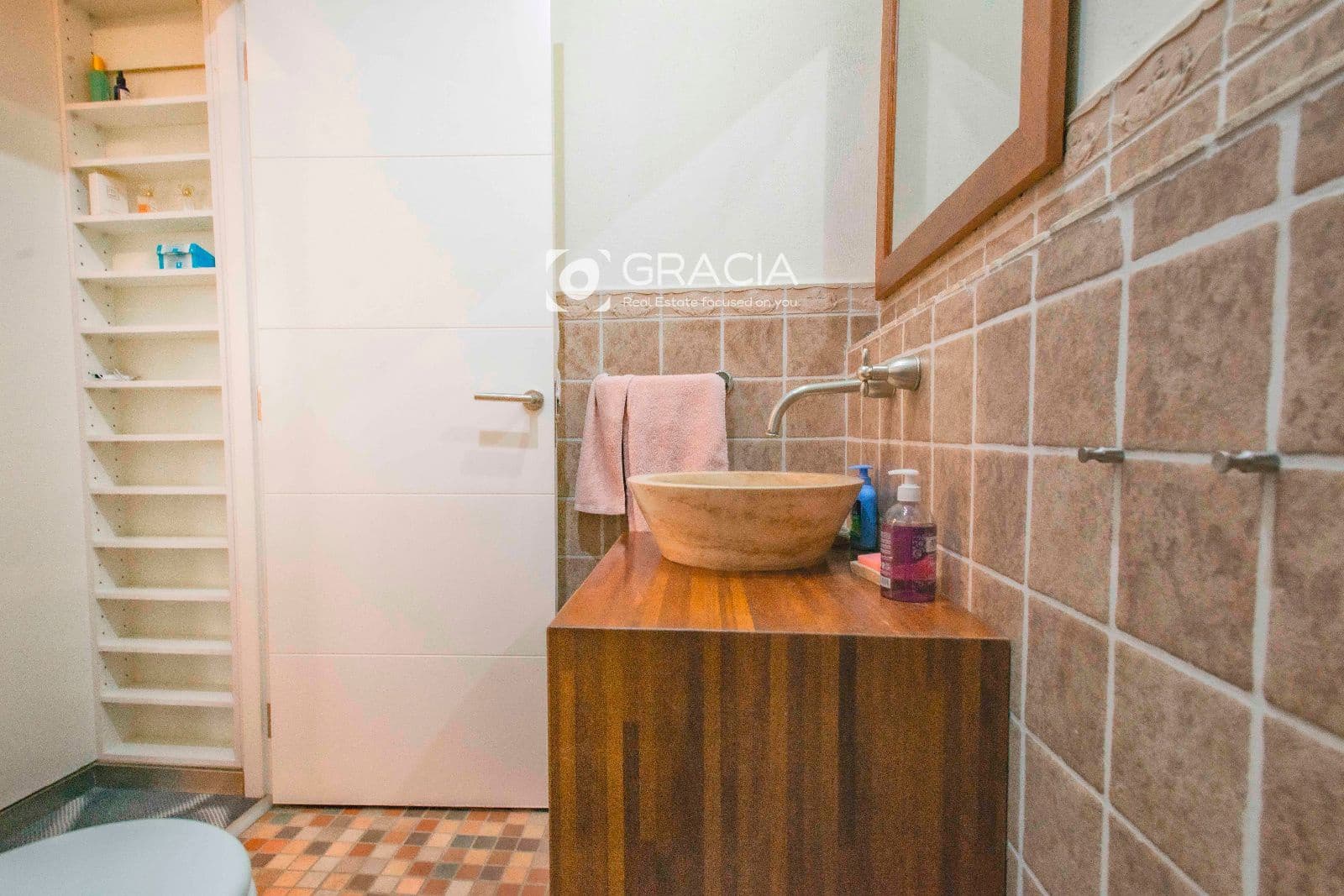 Komercyjne na sprzedaż w Costa del Silencio - 940 000 € (Ref: 9552957)