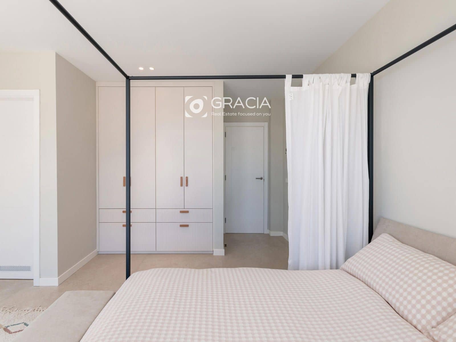 Casa de 5 habitaciones en Adeje en venta con piscina garaje - 4.750.000 € (Ref: 9552958)