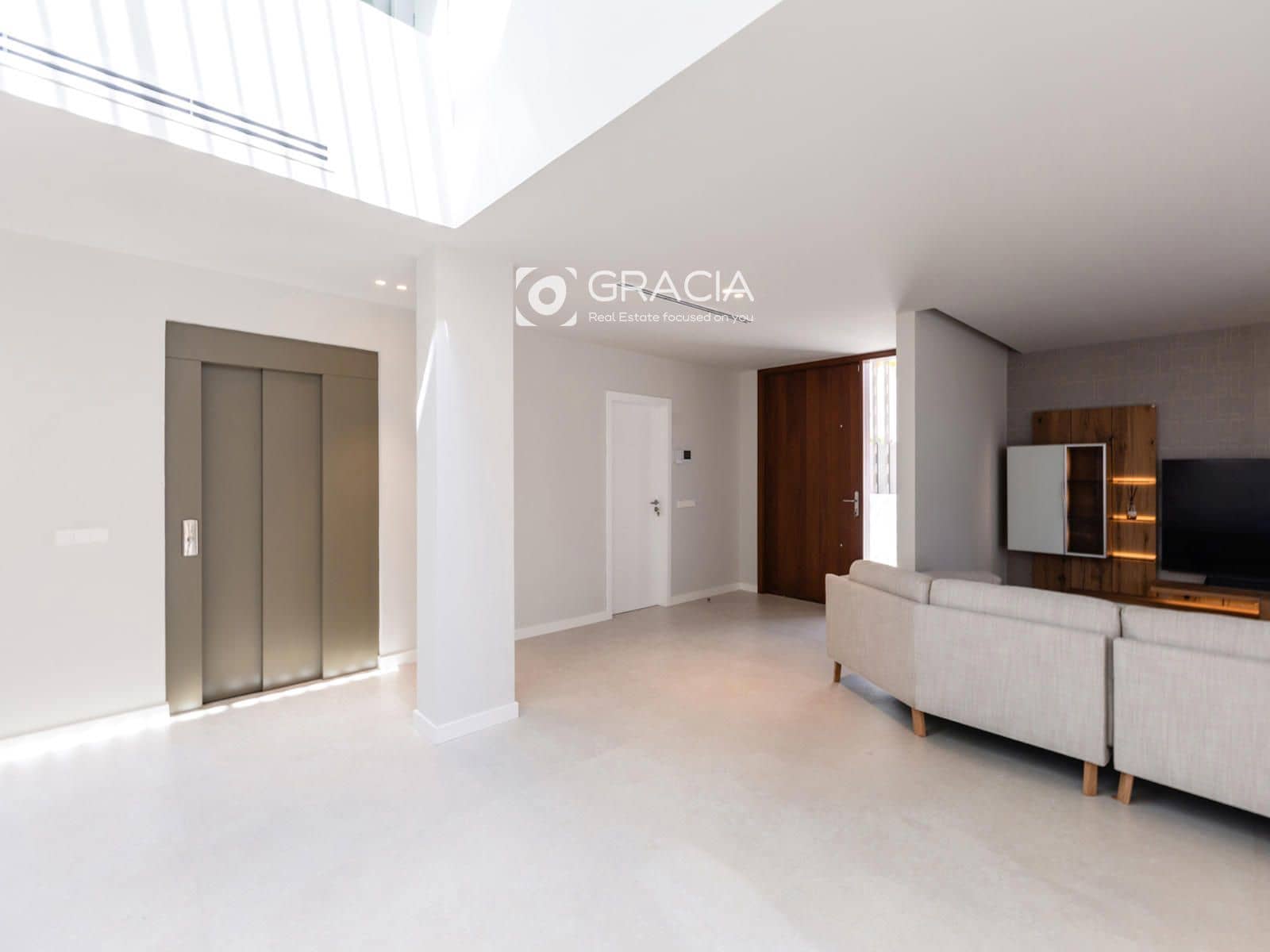 Casa de 5 habitaciones en Adeje en venta con piscina garaje - 4.750.000 € (Ref: 9552958)