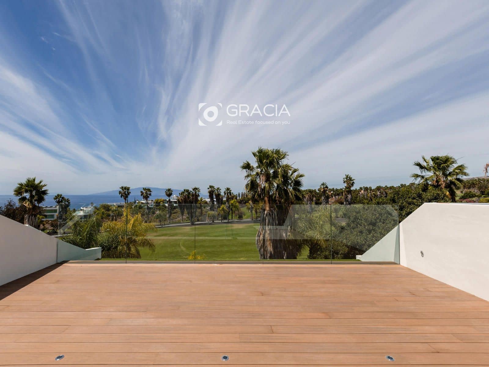 Casa de 5 habitaciones en Adeje en venta con piscina garaje - 4.750.000 € (Ref: 9552958)