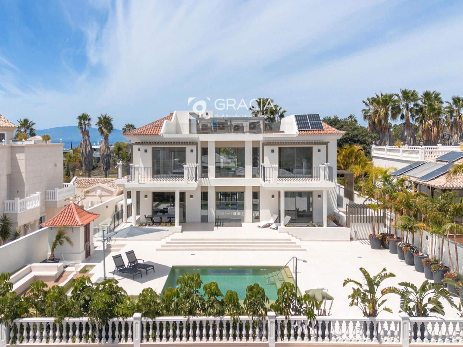 Casa de 5 habitaciones en Adeje en venta con piscina garaje - 4.750.000 € (Ref: 9552958)