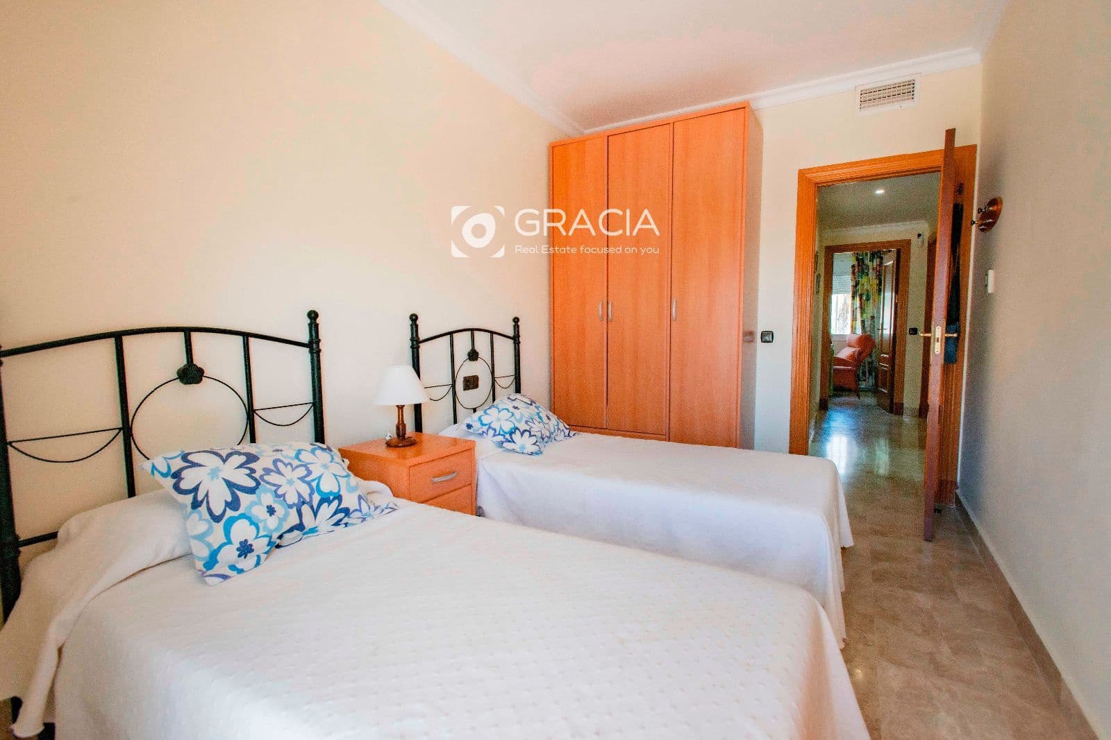 4 Zimmer Wohnung zu verkaufen in Los Cristianos mit Pool Garage - 849.000 € (Ref: 9552959)