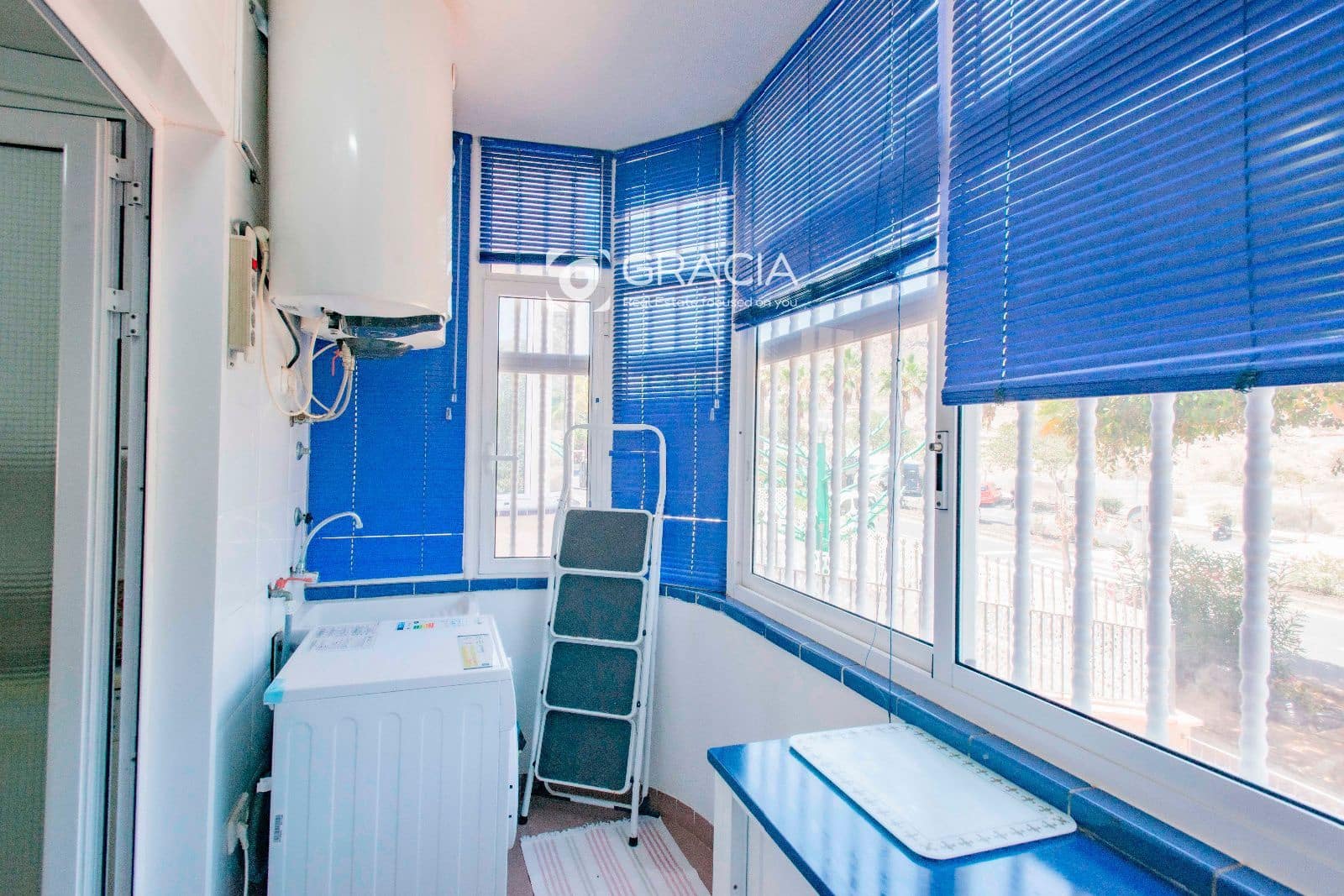 4 Zimmer Wohnung zu verkaufen in Los Cristianos mit Pool Garage - 849.000 € (Ref: 9552959)