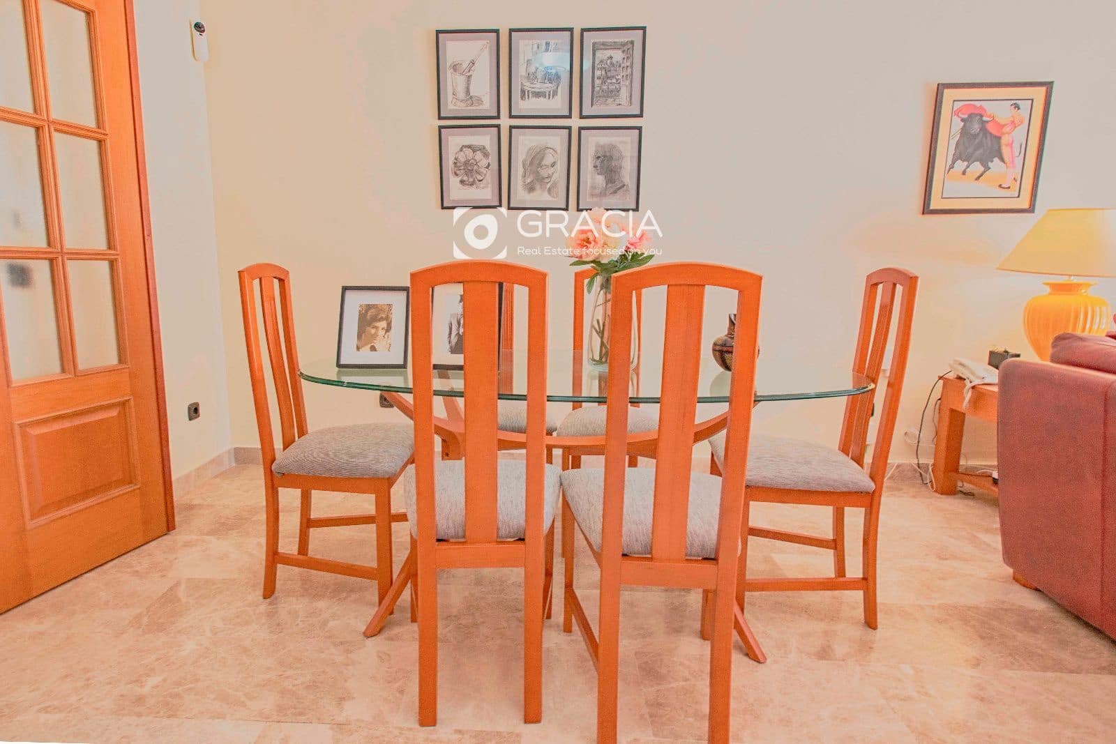 4 Zimmer Wohnung zu verkaufen in Los Cristianos mit Pool Garage - 849.000 € (Ref: 9552959)