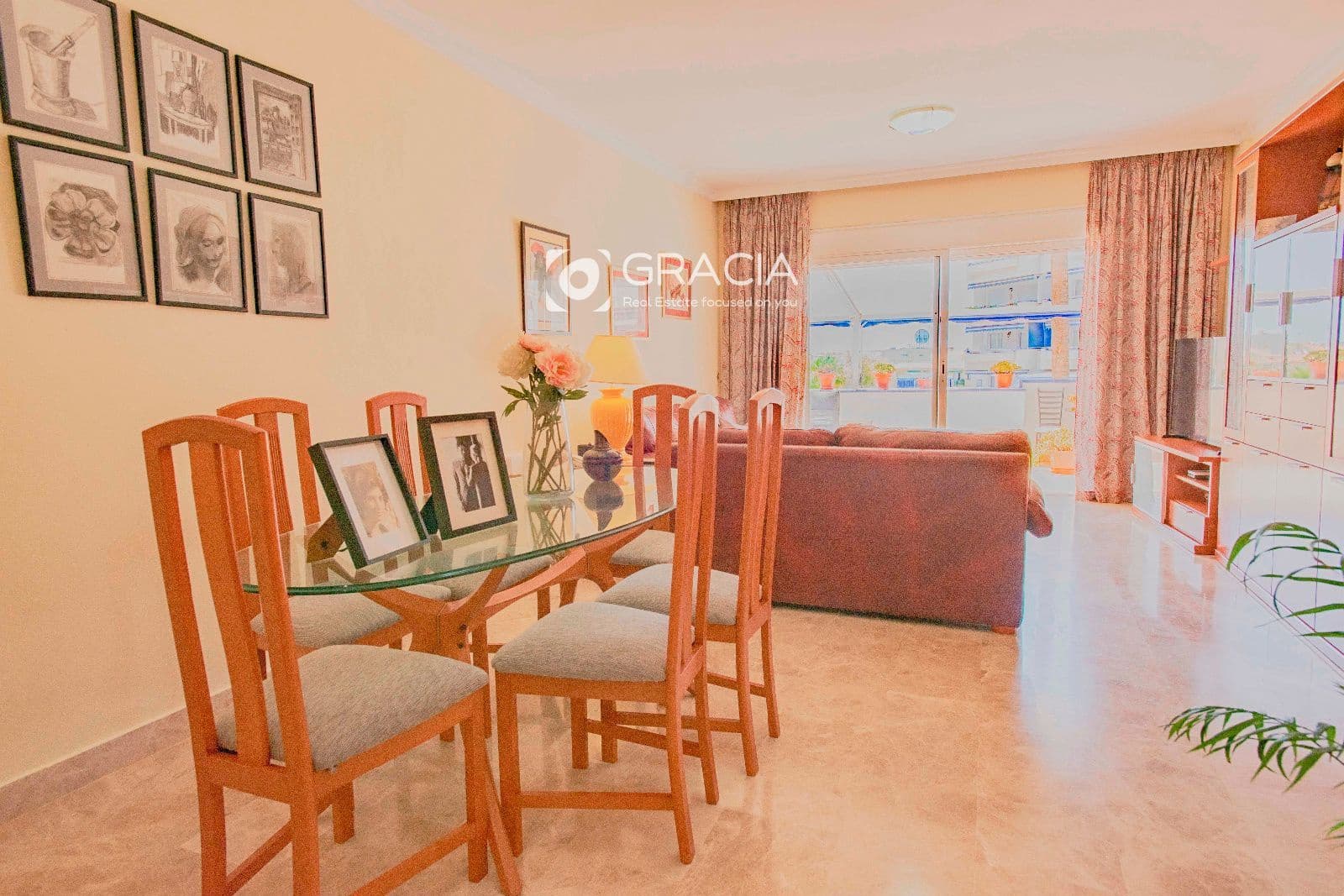 4 Zimmer Wohnung zu verkaufen in Los Cristianos mit Pool Garage - 849.000 € (Ref: 9552959)