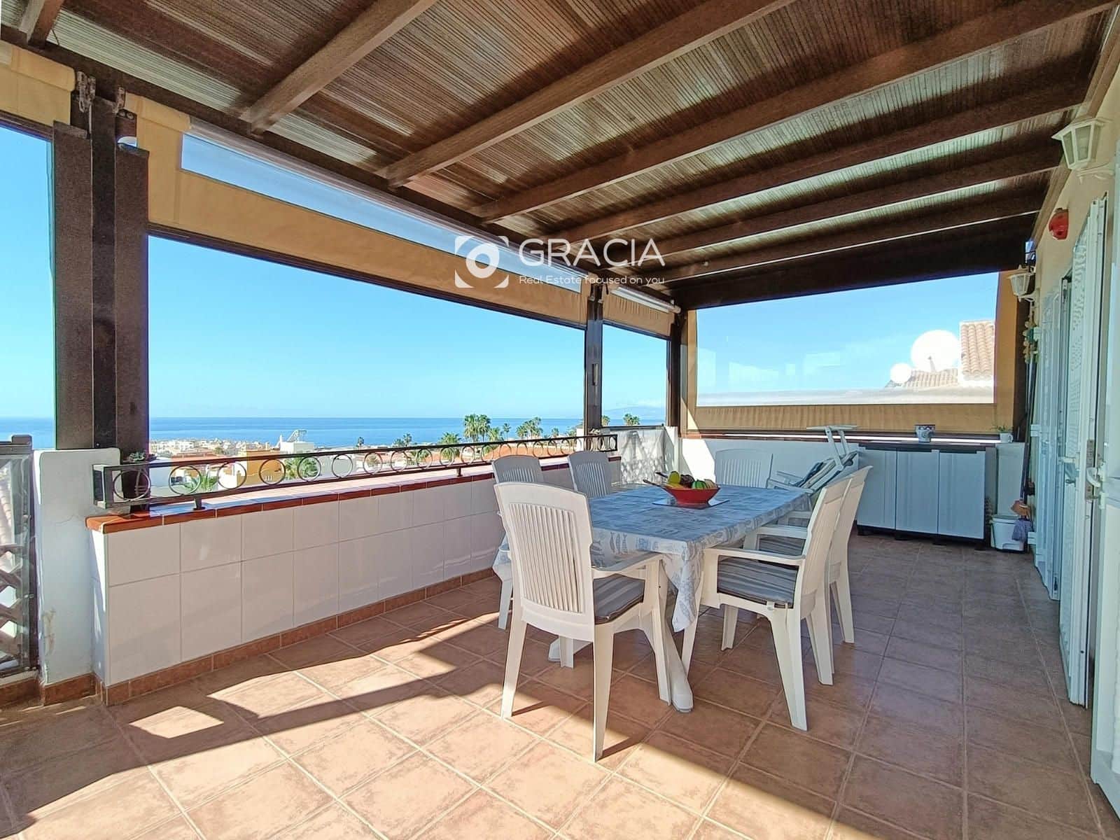 4 bedroom Villa for sale in Callao Salvaje with pool - € 890,000 (Ref: 9552963)