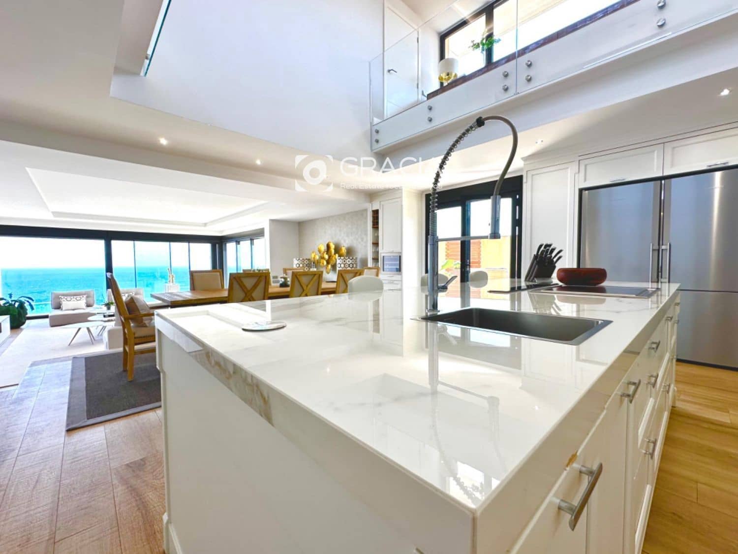 6 sovrum Hus till salu i Acoran med pool garage - 1 599 000 € (Ref: 9552964)