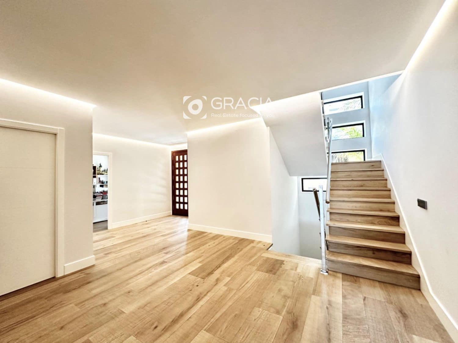 6 sovrum Hus till salu i Acoran med pool garage - 1 599 000 € (Ref: 9552964)