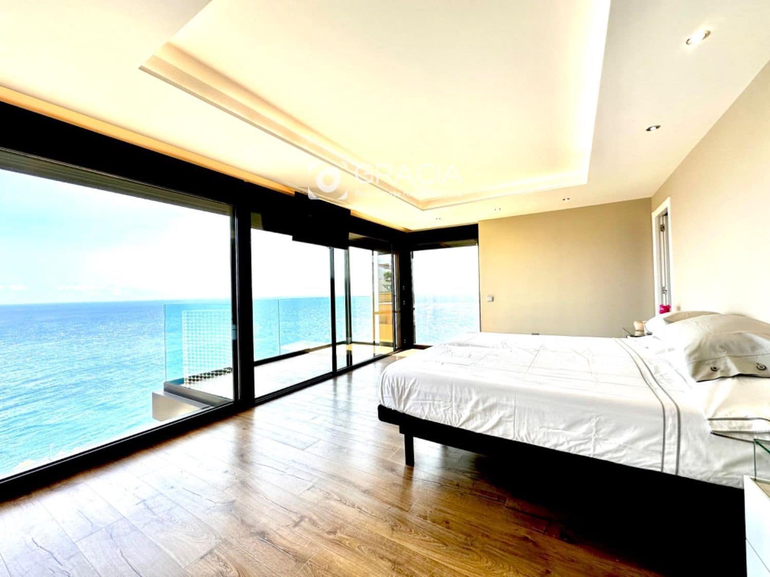 6 sovrum Hus till salu i Acoran med pool garage - 1 599 000 € (Ref: 9552964)