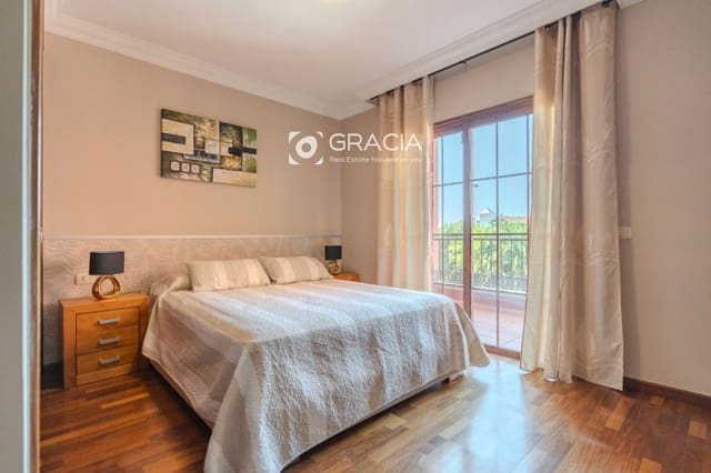 3 slaapkamer Huis te koop in Playa Fañabe, Adeje met garage - € 1.120.000 (Ref: 9552966)