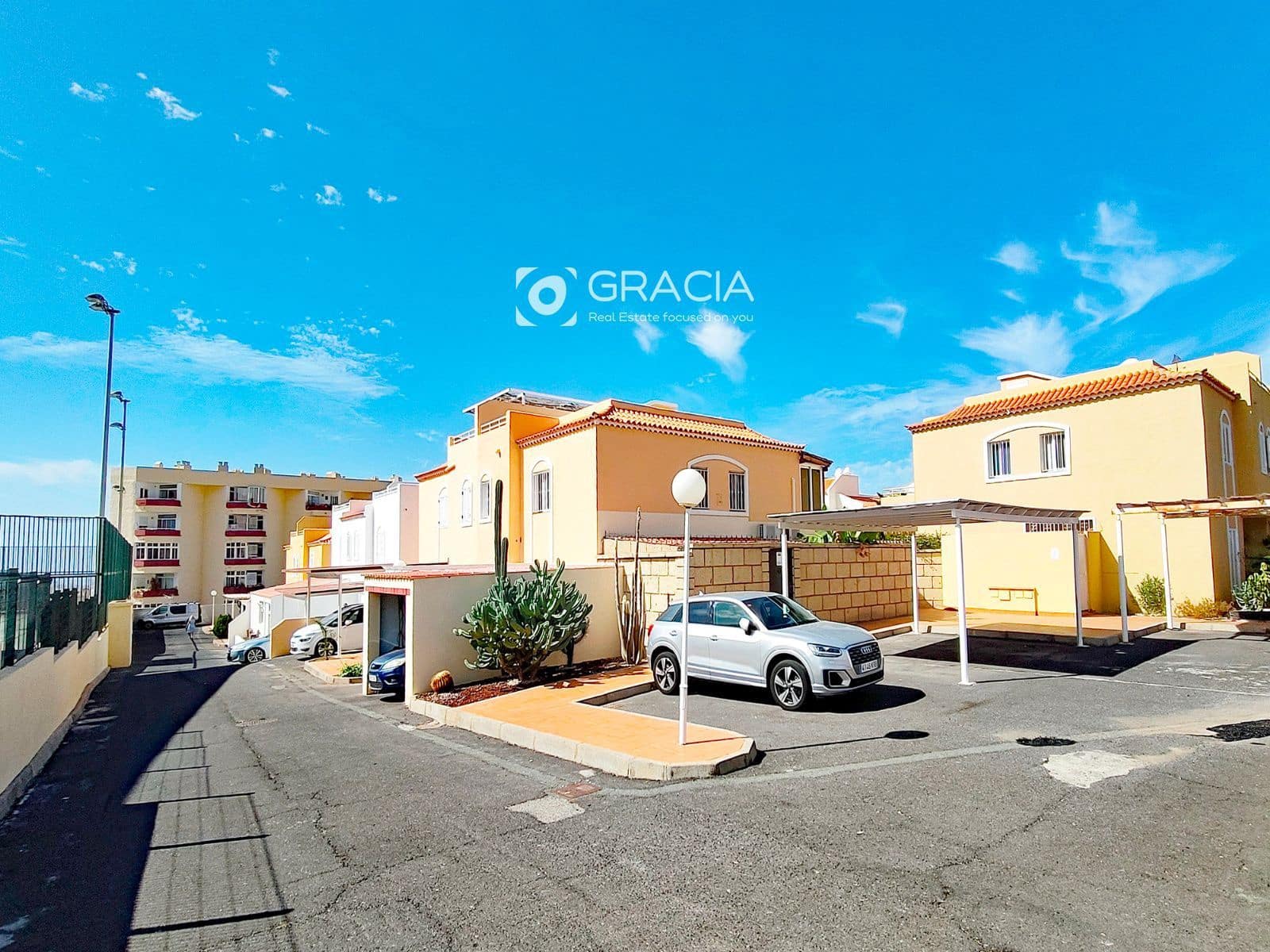 4 slaapkamer Huis te koop in Playa Fanabe met garage - € 649.000 (Ref: 9552967)