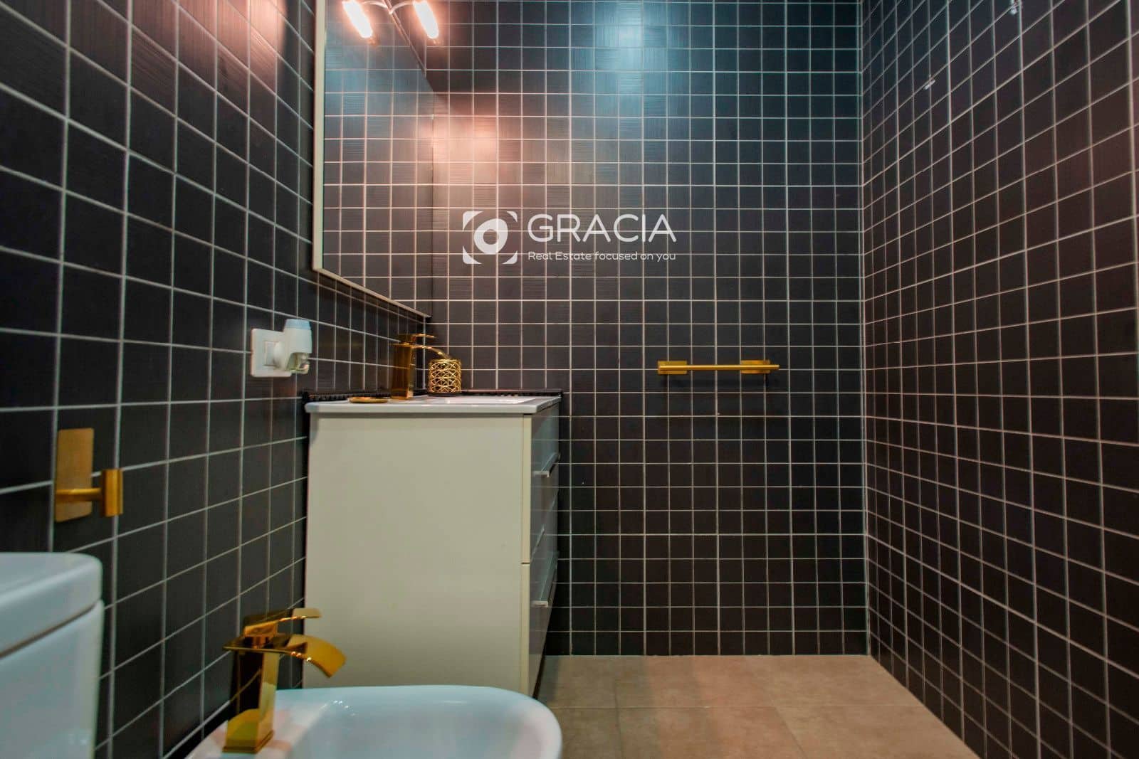 Piso en Playa Paraiso en venta con piscina - 245.000 € (Ref: 9552972)