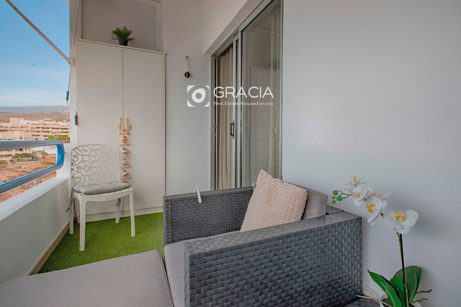 Piso en Playa Paraiso en venta con piscina - 245.000 € (Ref: 9552972)