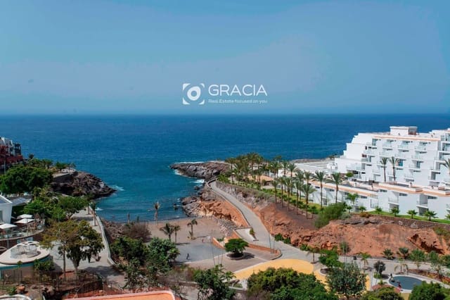 Piso en Playa Paraiso, Adeje en venta con piscina - 245.000 € (Ref: 9552972)