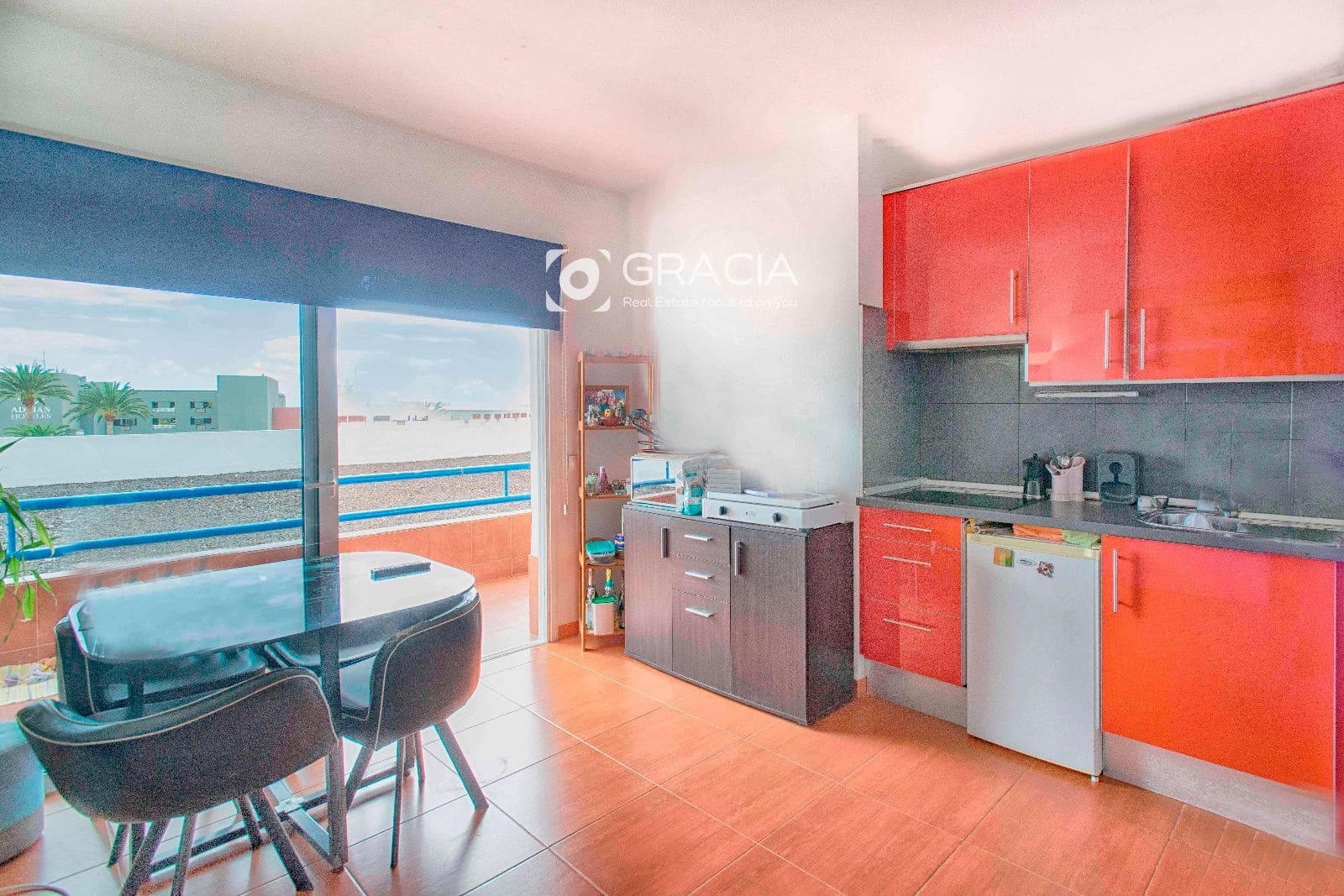 Piso de 1 habitación en Playa Paraiso en venta con piscina - 230.000 € (Ref: 9552974)