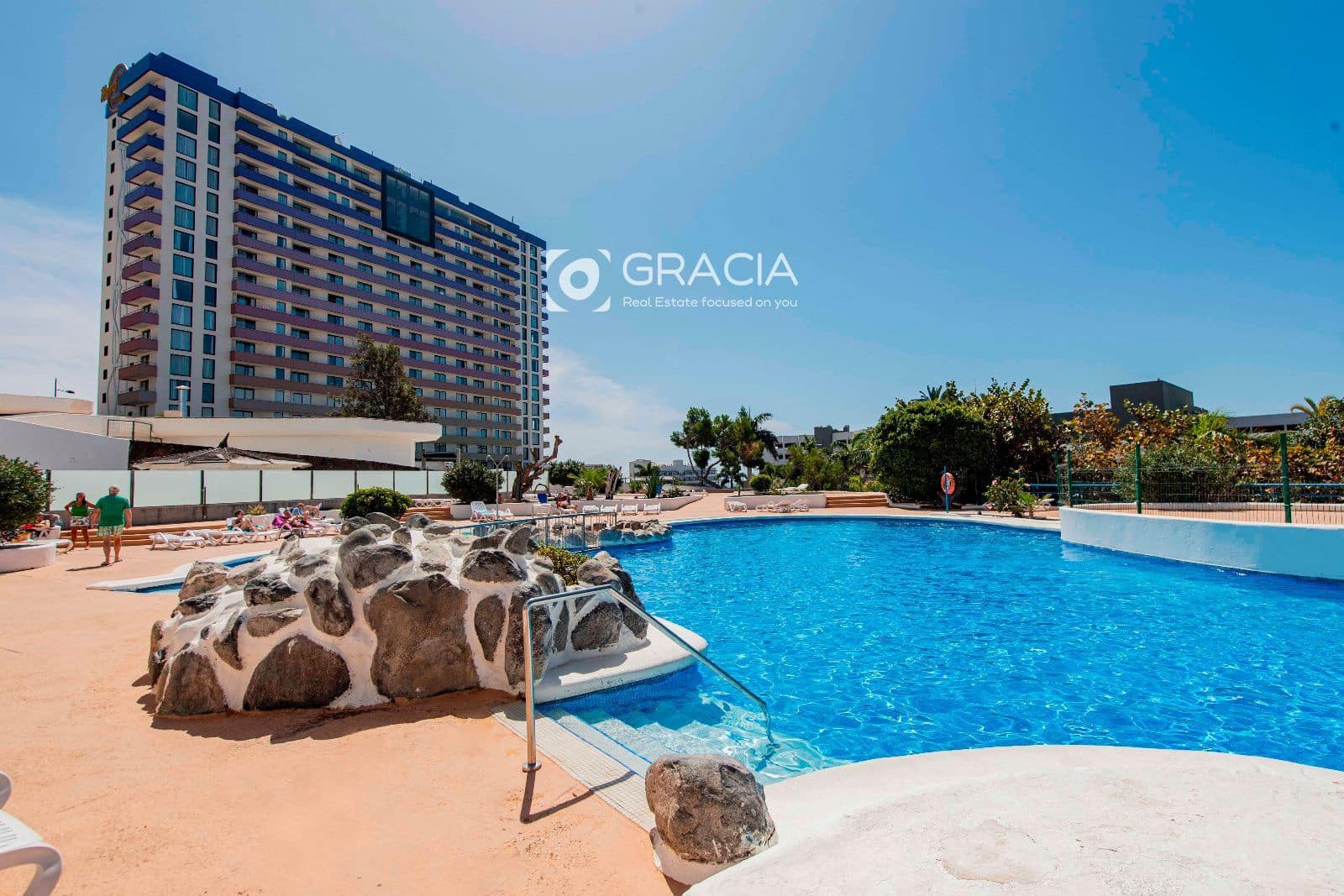 Piso de 1 habitación en Playa Paraiso en venta con piscina - 230.000 € (Ref: 9552974)
