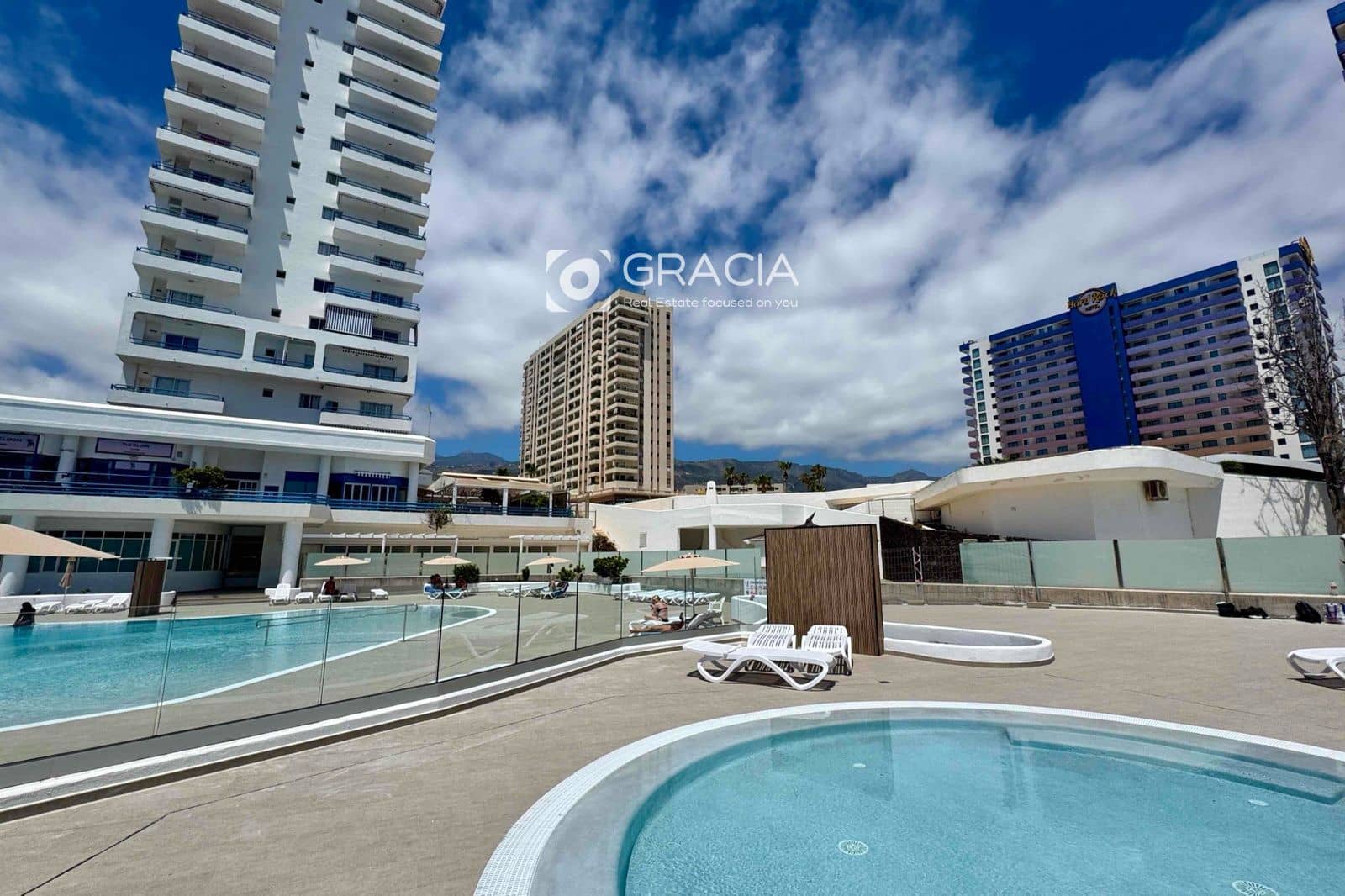 1 chambre Appartement à vendre à Playa Paraiso avec piscine garage - 204 900 € (Ref: 9552974)