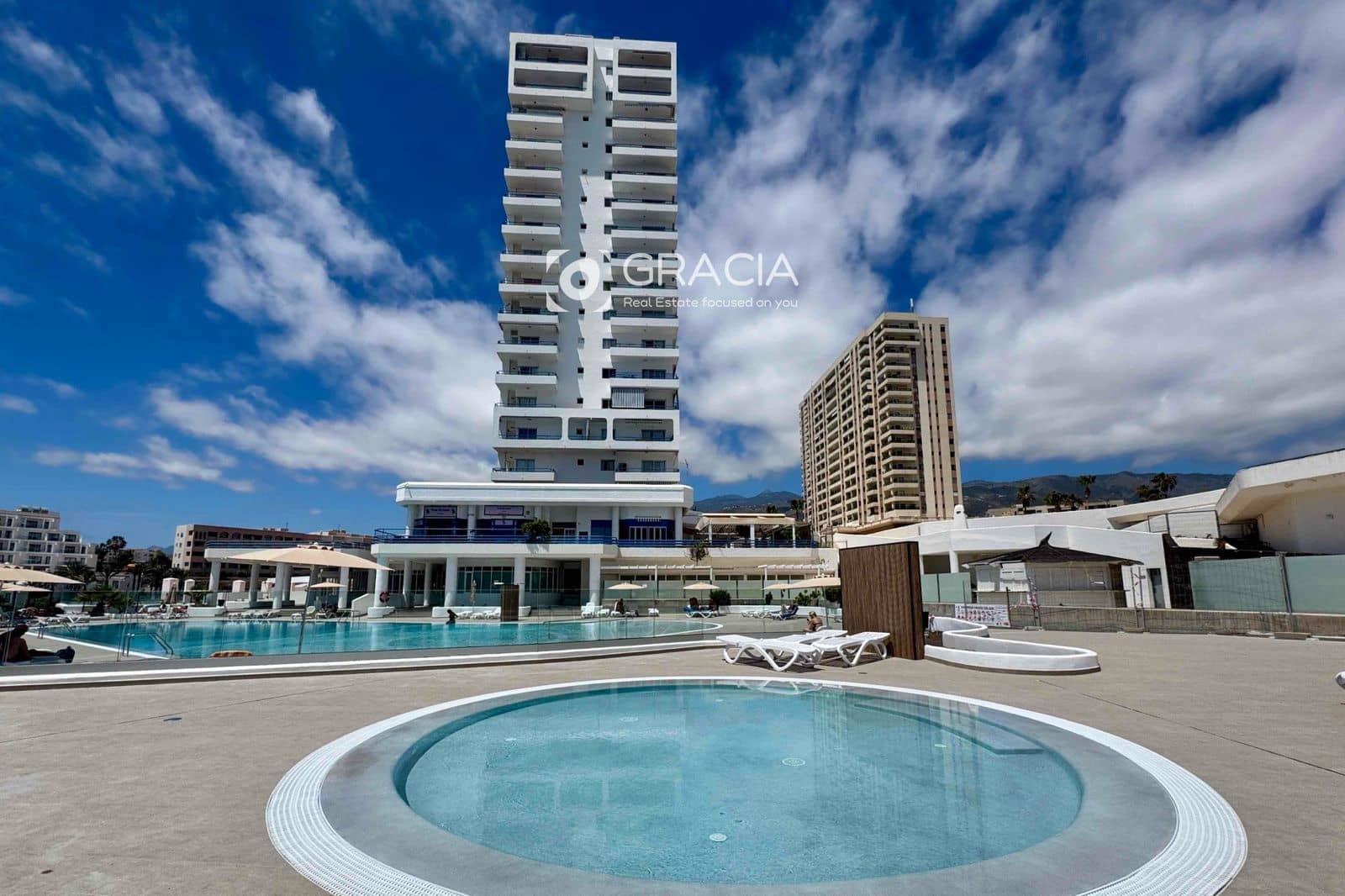 1 chambre Appartement à vendre à Playa Paraiso avec piscine garage - 204 900 € (Ref: 9552974)
