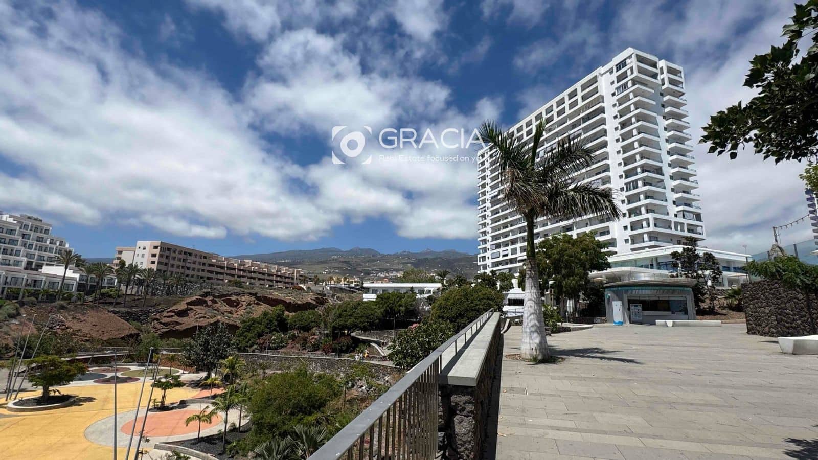 1 chambre Appartement à vendre à Playa Paraiso avec piscine garage - 204 900 € (Ref: 9552974)
