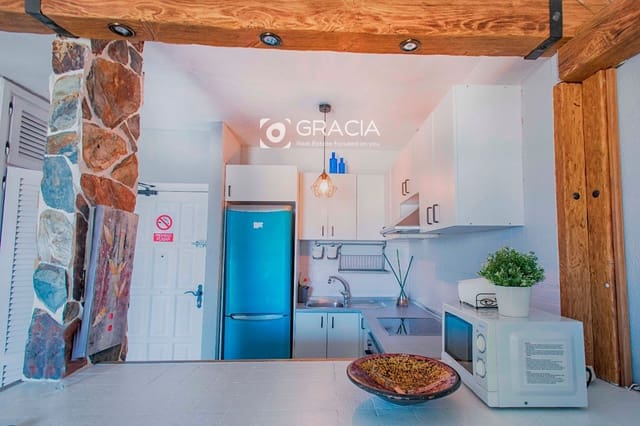 1 sovrum Lägenhet att hyra i Playa Paraiso, Adeje med pool - 1 300 € (Ref: 9552977)