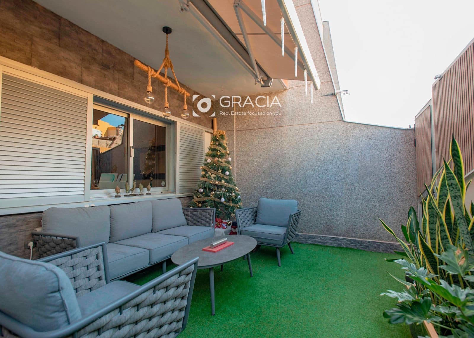 4 quarto Casa em Banda para venda em San Isidro de Abona com garagem - 446 000 € (Ref: 9552978)