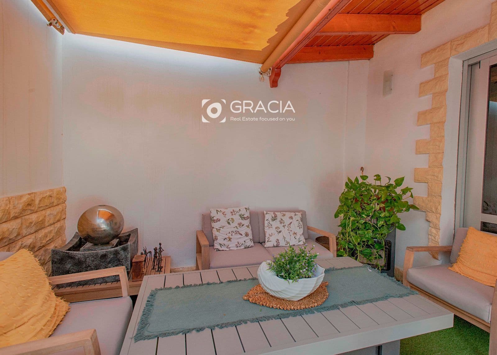 4 quarto Casa em Banda para venda em San Isidro de Abona com garagem - 446 000 € (Ref: 9552978)