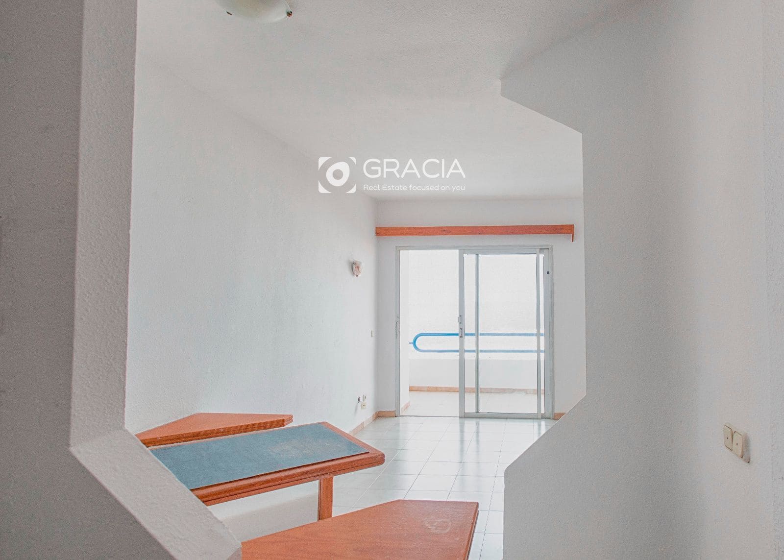 Piso en Playa Paraiso en venta con piscina - 190.000 € (Ref: 9552979)