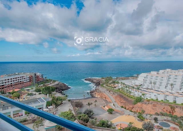 Piso en Playa Paraiso, Adeje en venta con piscina - 190.000 € (Ref: 9552979)
