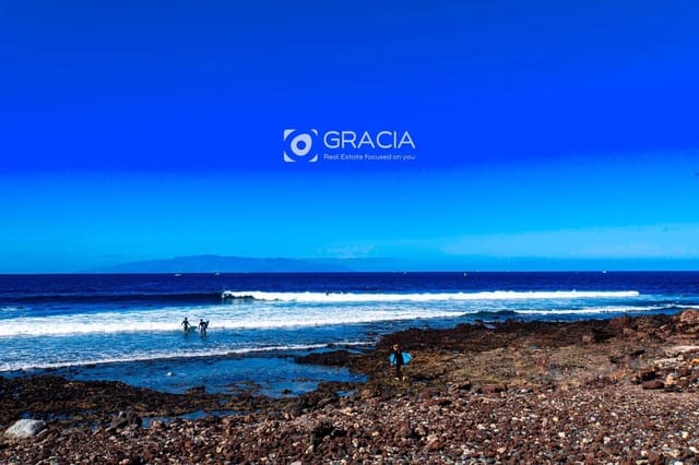 1 chambre Appartement à vendre à Playa de las Americas, Arona avec piscine garage - 275 000 € (Ref: 9552981)