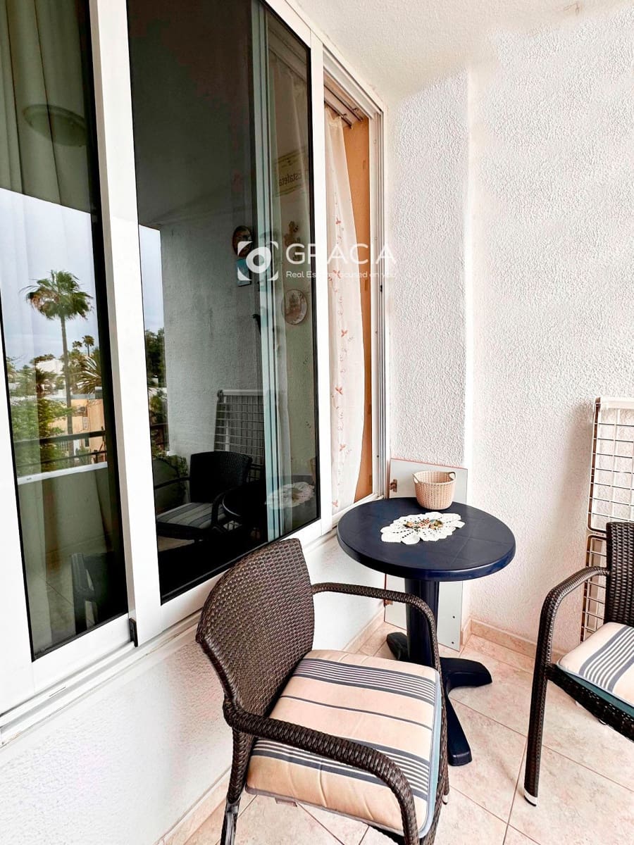 1 chambre Appartement à vendre à Playa de las Americas avec piscine garage - 275 000 € (Ref: 9552981)