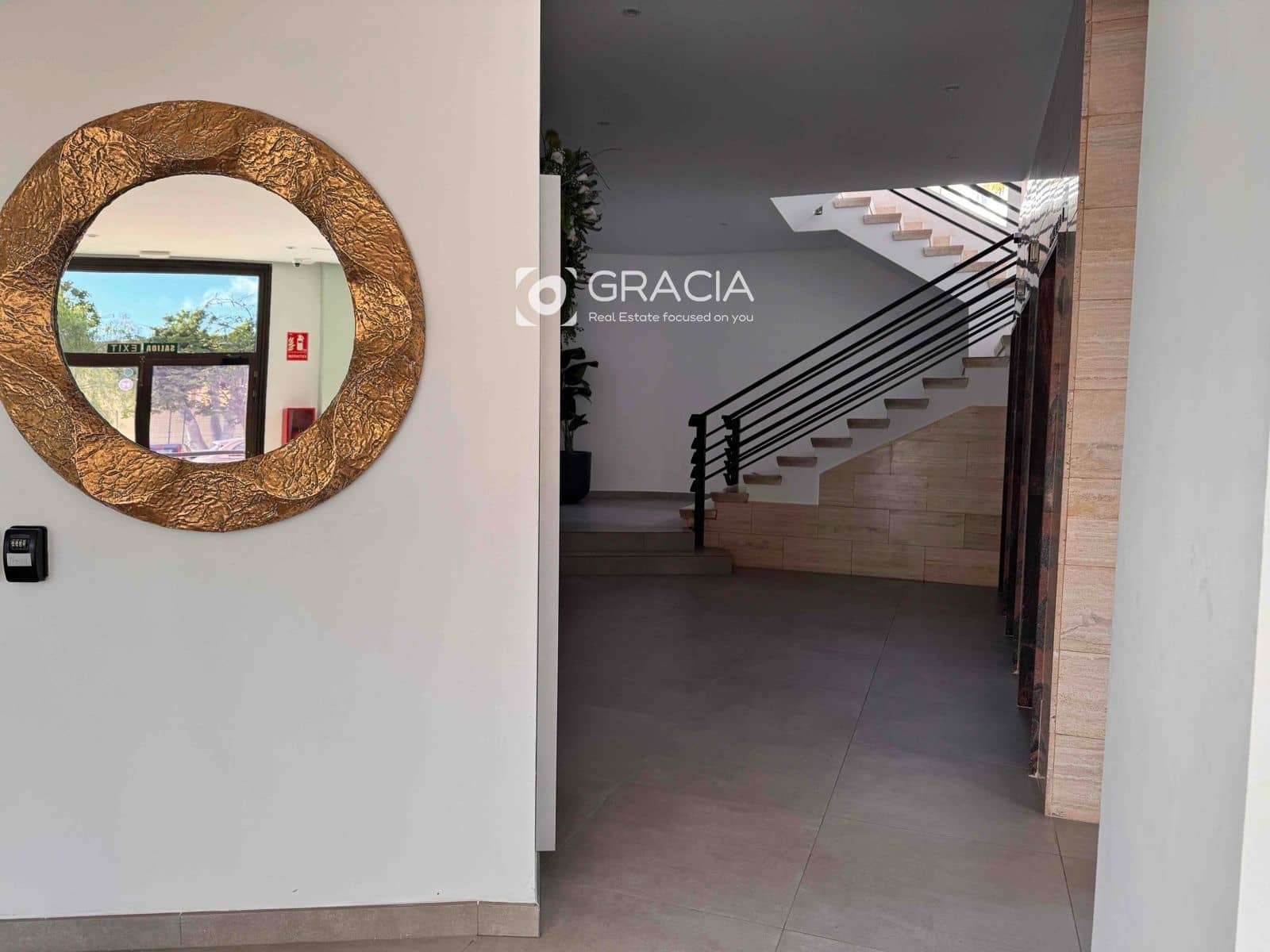 1 chambre Appartement à vendre à Playa de las Americas avec piscine garage - 275 000 € (Ref: 9552981)