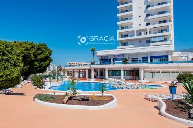 Piso en Playa Paraiso, Adeje en venta con piscina - 199.000 € (Ref: 9552983)