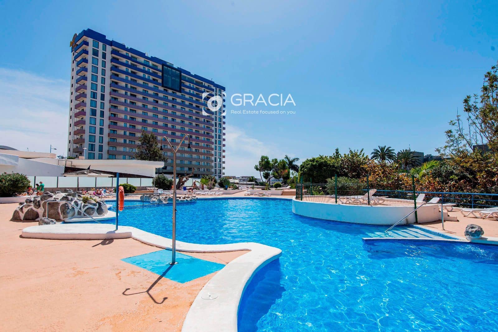 Piso en Playa Paraiso en venta con piscina - 199.000 € (Ref: 9552983)