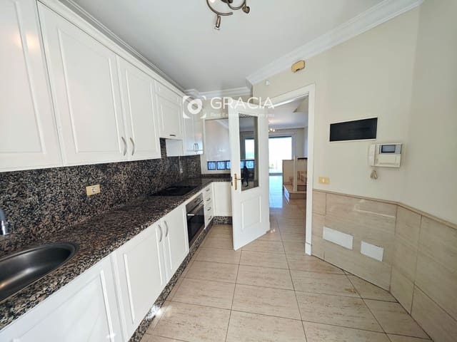 3 soveværelse Byhus til salg i Chayofa, Arona med garage - € 390.000 (Ref: 9552984)