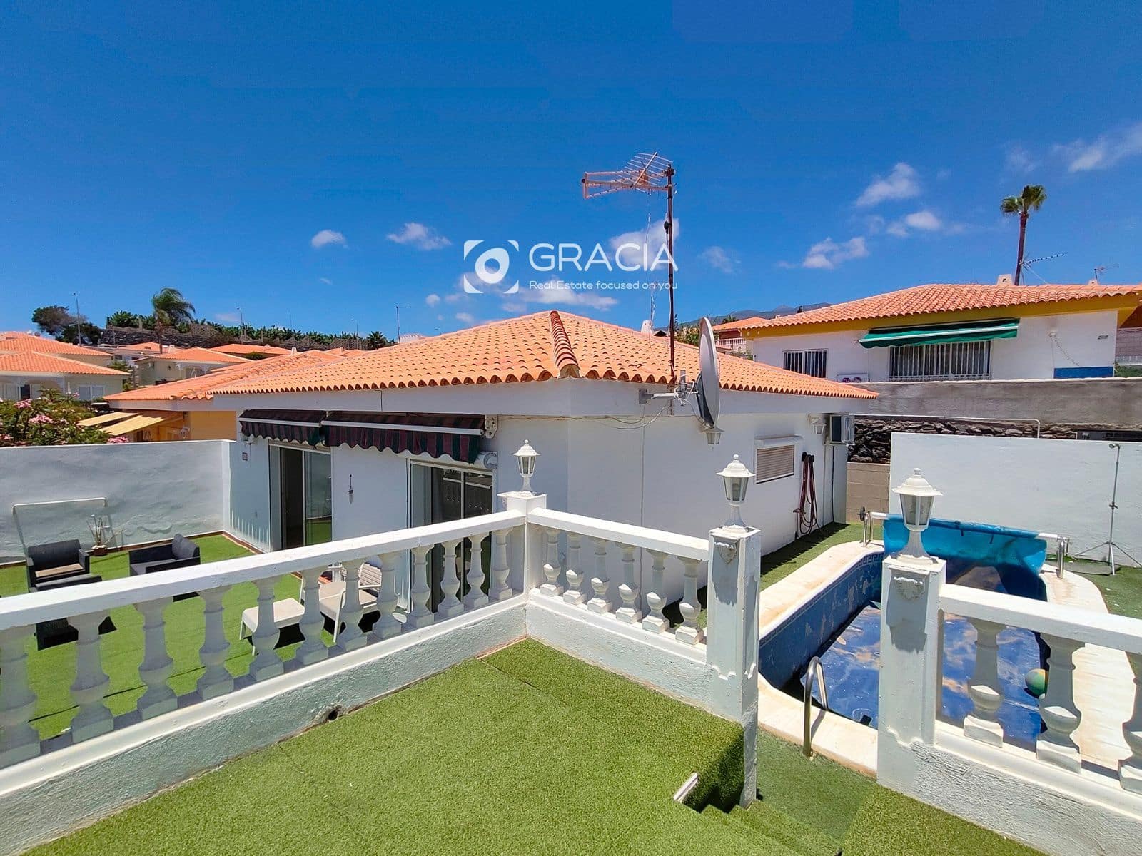 3 bedroom Villa for sale in Callao Salvaje with pool - € 469,900 (Ref: 9552985)