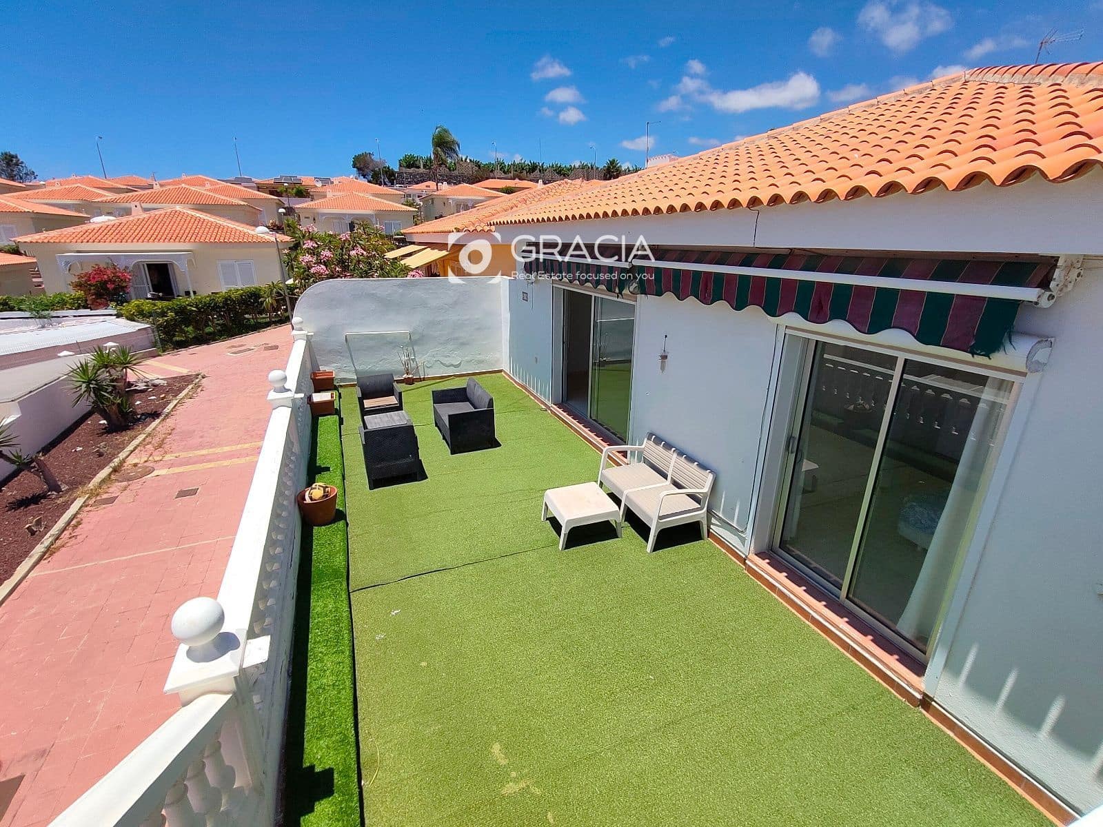 3 bedroom Villa for sale in Callao Salvaje with pool - € 469,900 (Ref: 9552985)