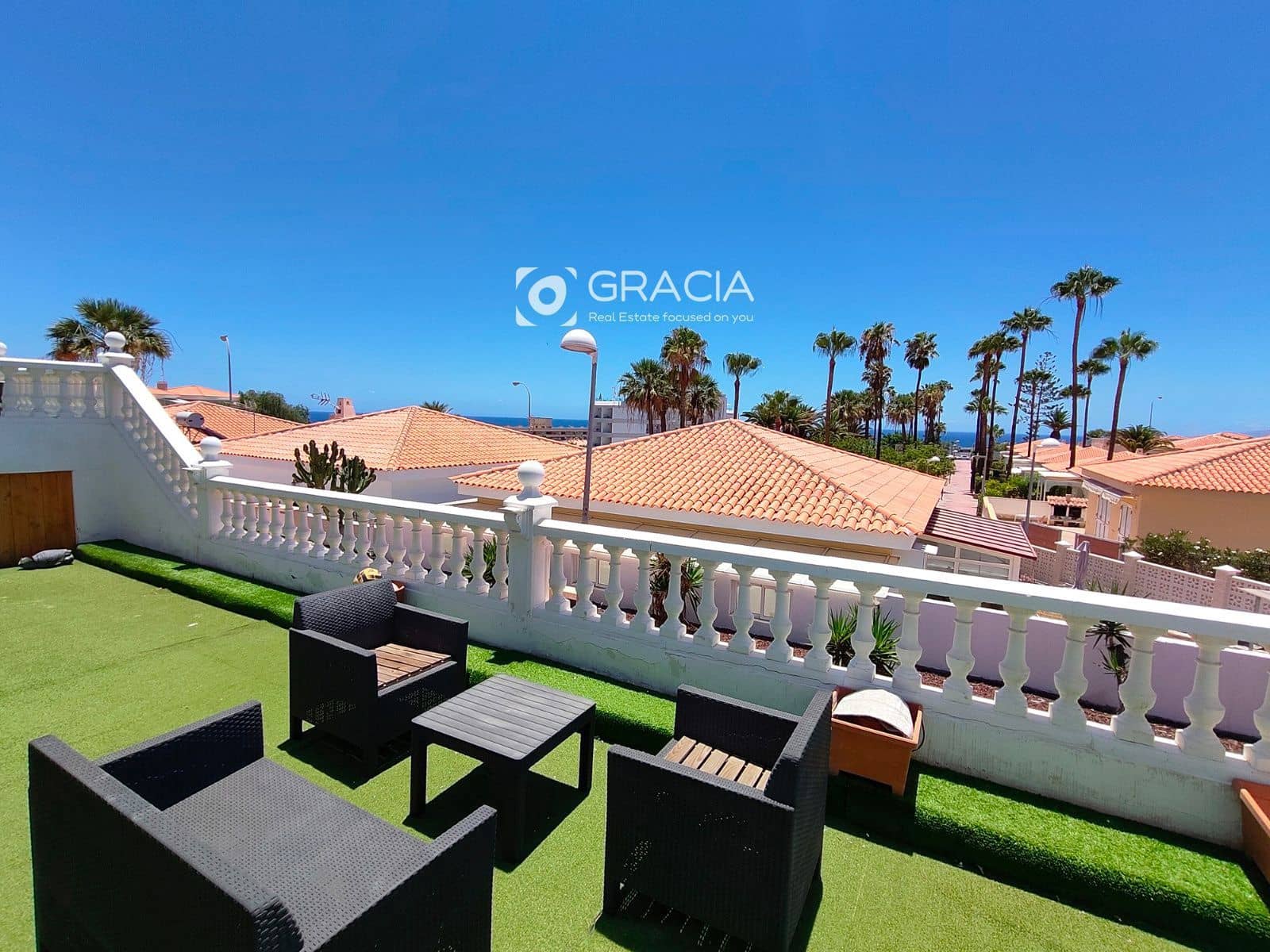 3 bedroom Villa for sale in Callao Salvaje with pool - € 469,900 (Ref: 9552985)