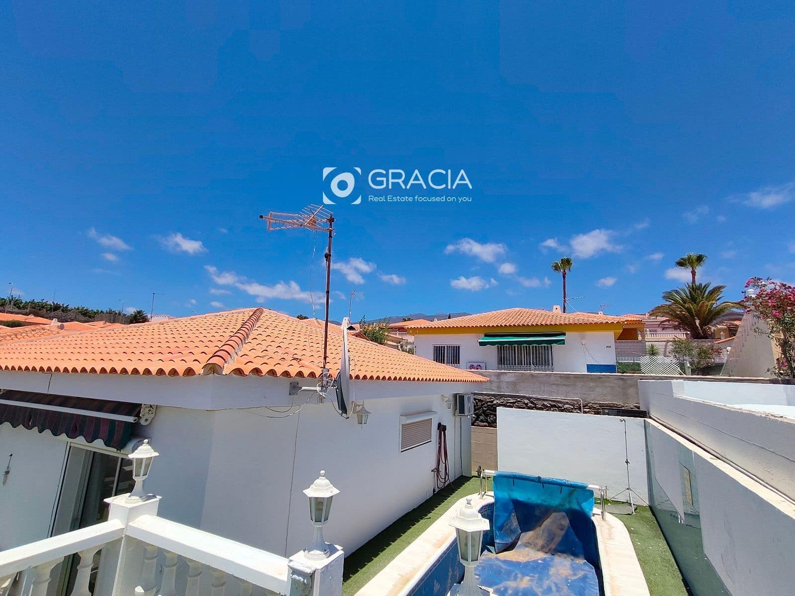 3 bedroom Villa for sale in Callao Salvaje with pool - € 469,900 (Ref: 9552985)