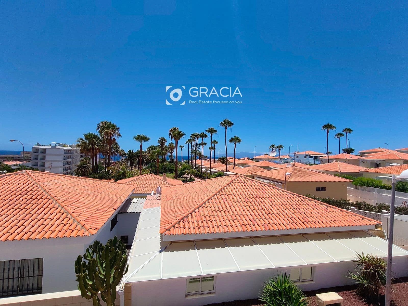 3 bedroom Villa for sale in Callao Salvaje with pool - € 469,900 (Ref: 9552985)