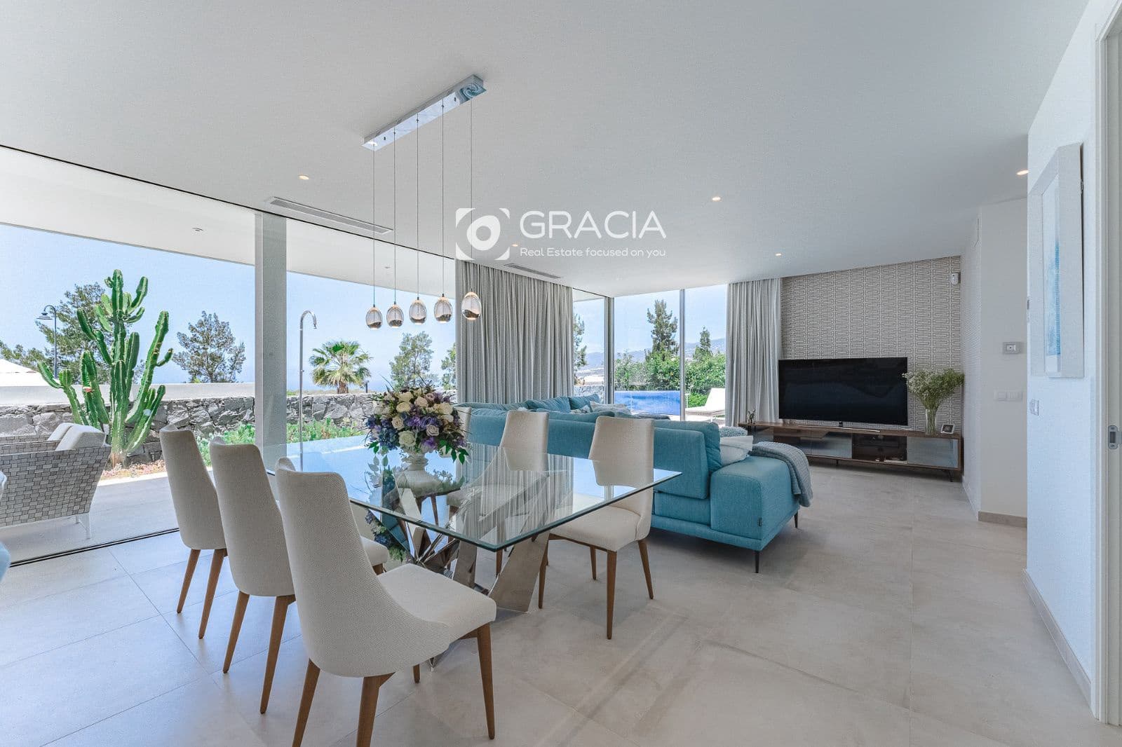 3 bedroom Townhouse for sale in Playa San Juan with pool garage - € 1,699,000 (Ref: 9552986)